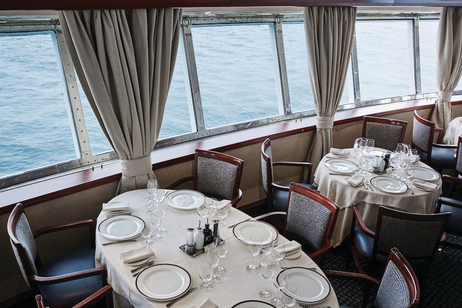 Silversea Expedition Cruise Ship Silver Explorer Restaurant EX6886