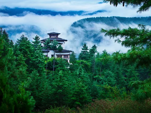 Uma Paro main building 2