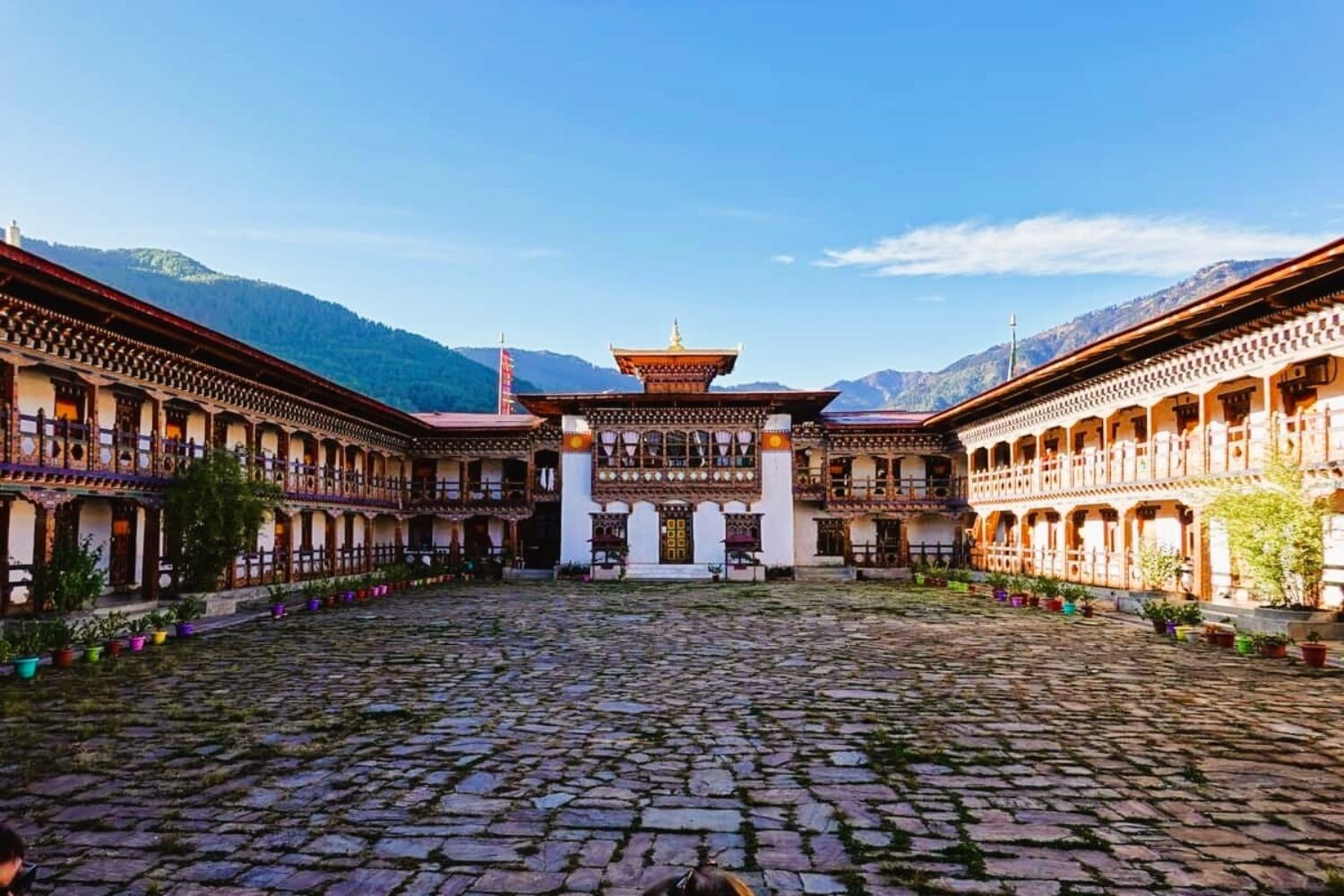 Pema choling nunnery 04