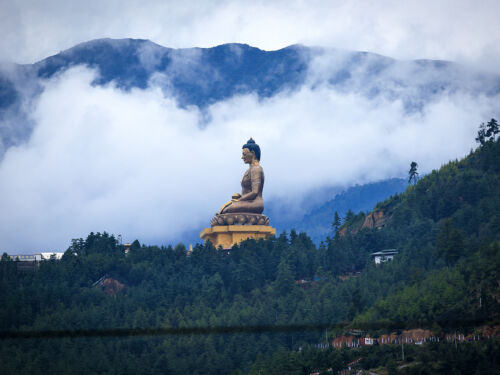 Bhutan Moshe Shai 552