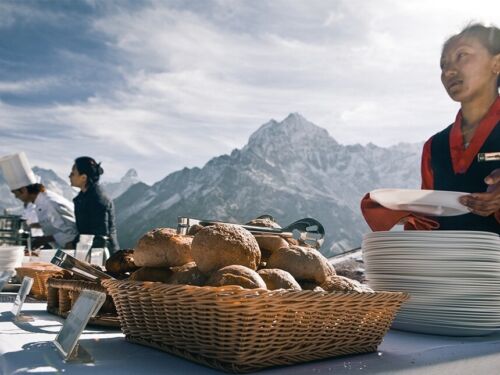 Kongde lodge everest