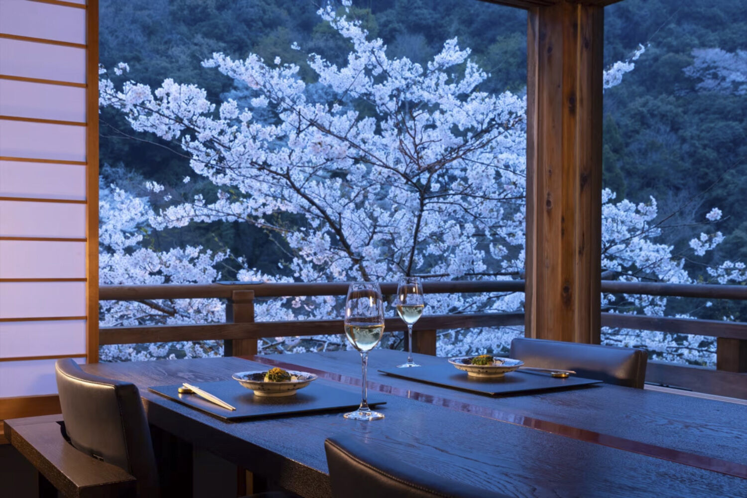 Hoshinoya Kyoto Dining Restaurant