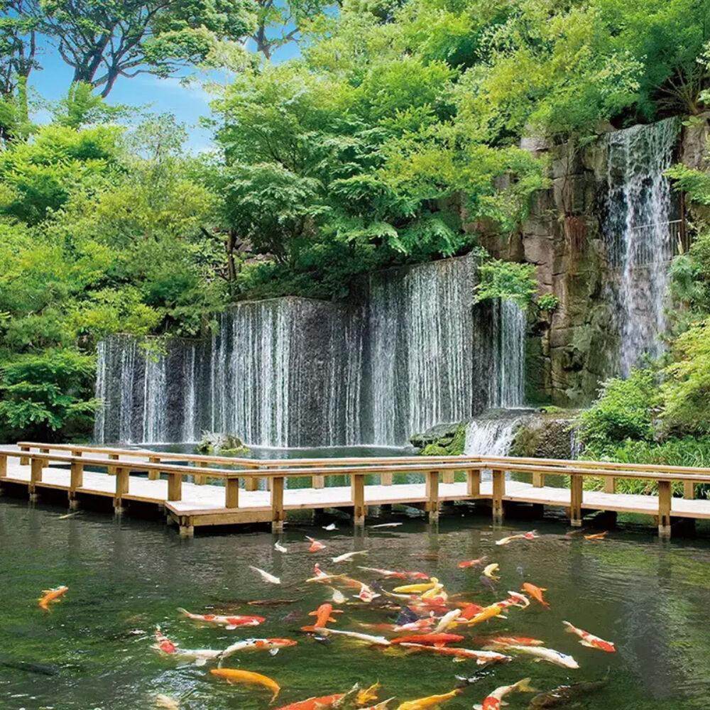 Hotel Gajoen Exterior Waterfall