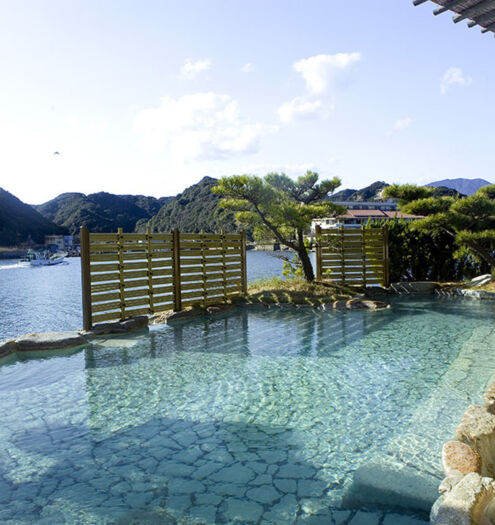 Kumano Bettei Nakanoshi Outdoor Onsen Bath View