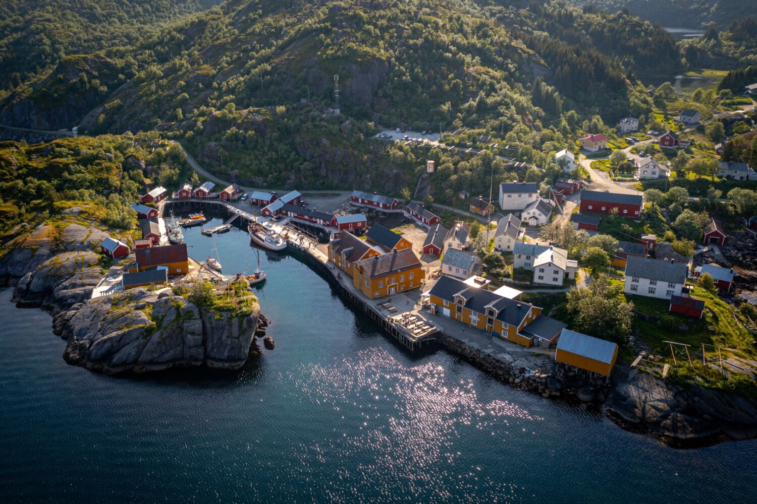 Nusfjord overhead