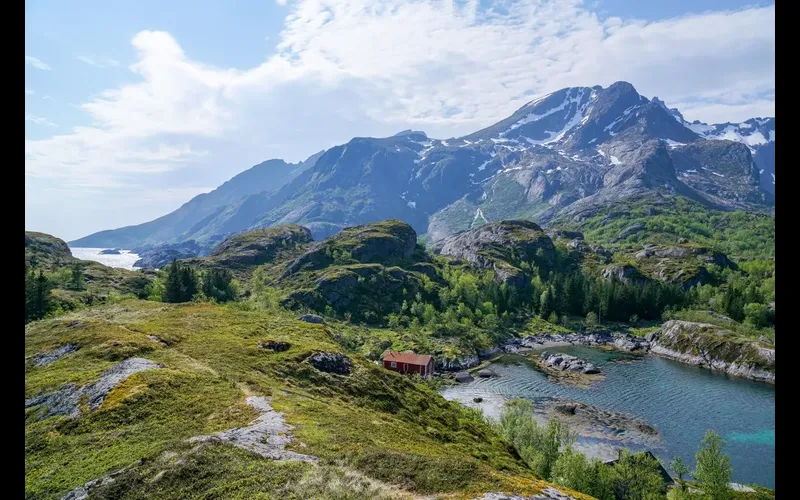 Nesland Village Hike Nusfjord