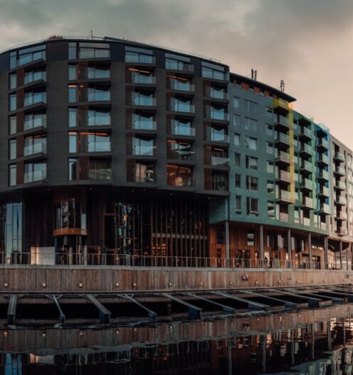 Evening facade THETHIEF