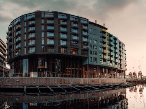 Evening facade THETHIEF