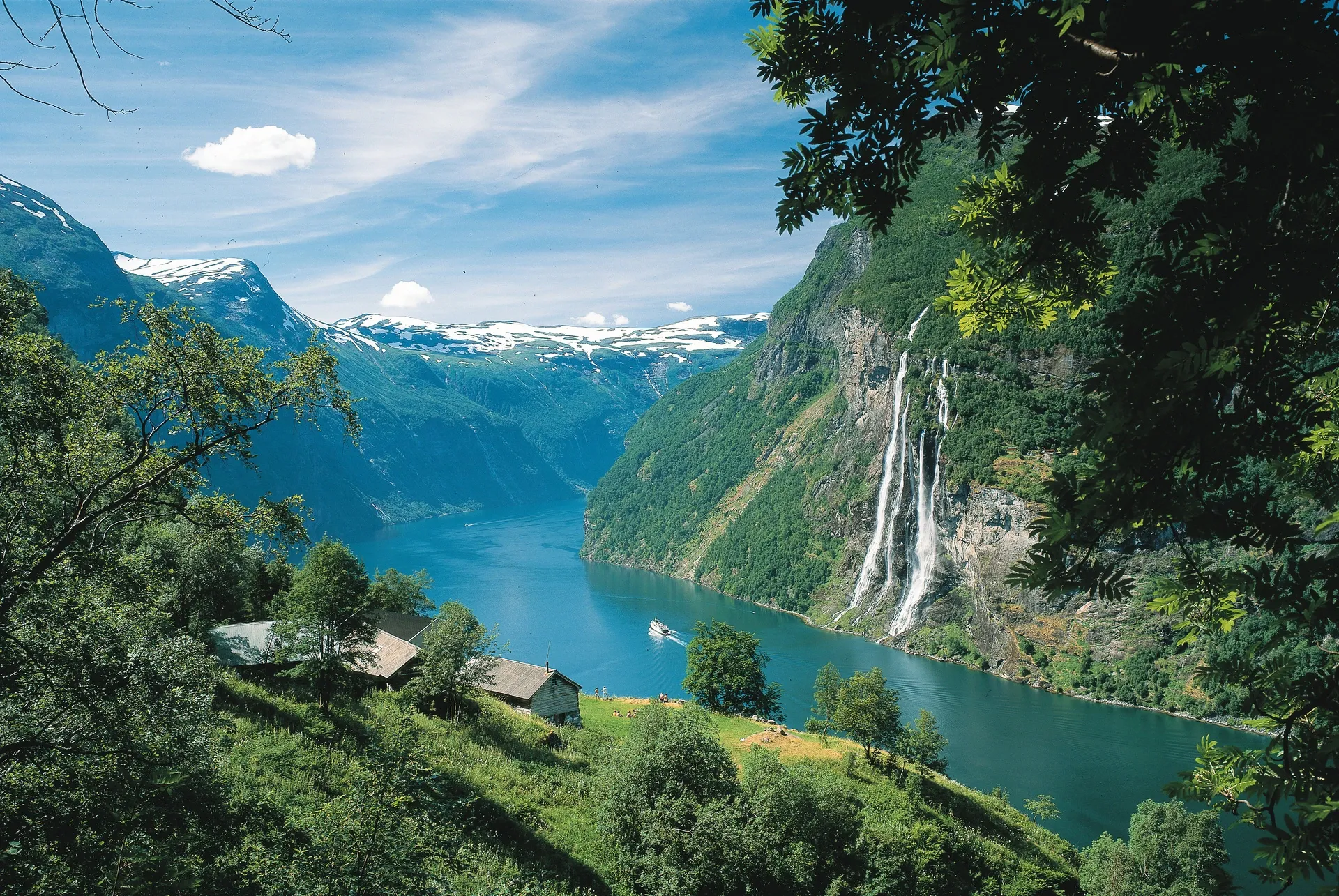 14 Day Best of Norway's Fjords & Lofoten Islands