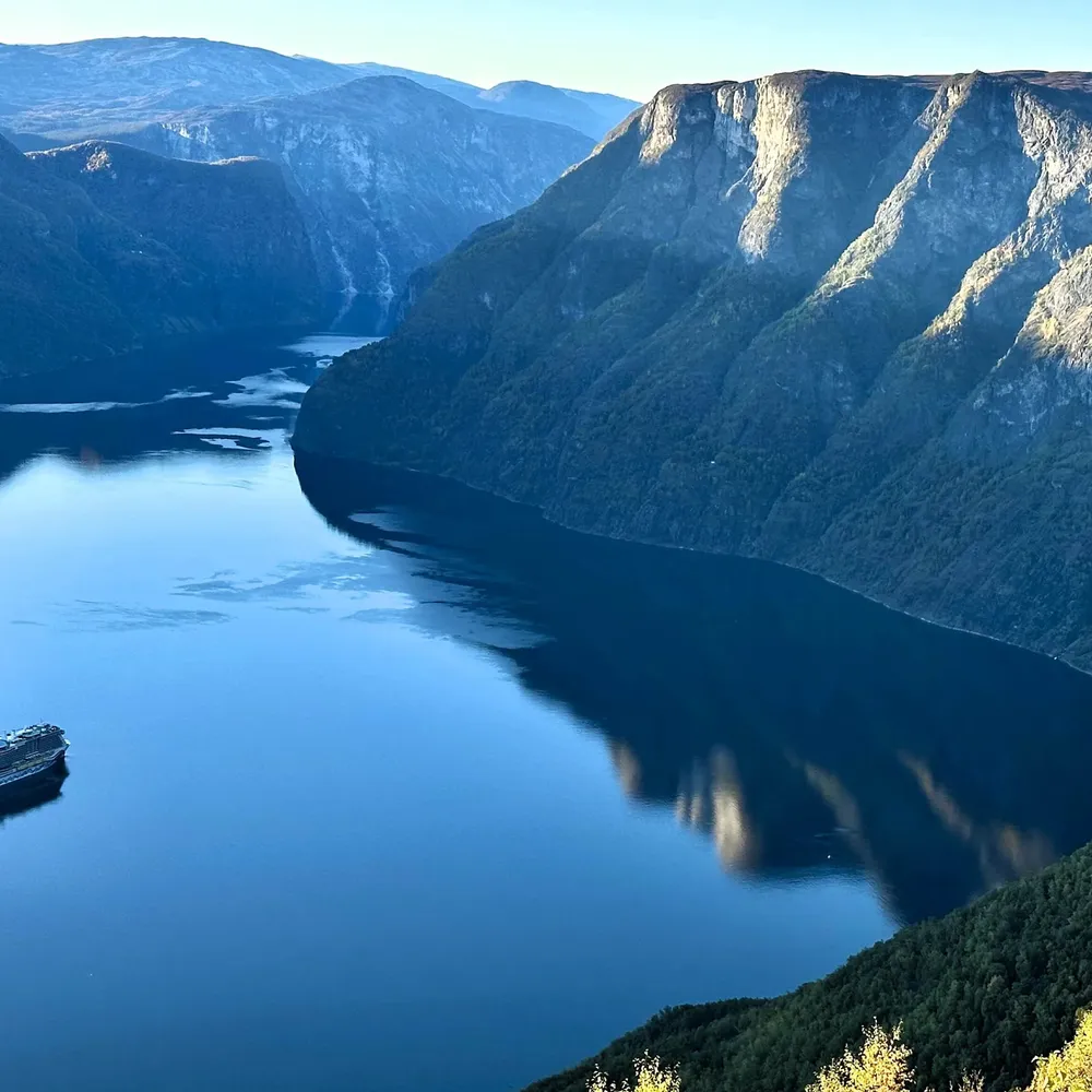 Aurland Naeroyfjord