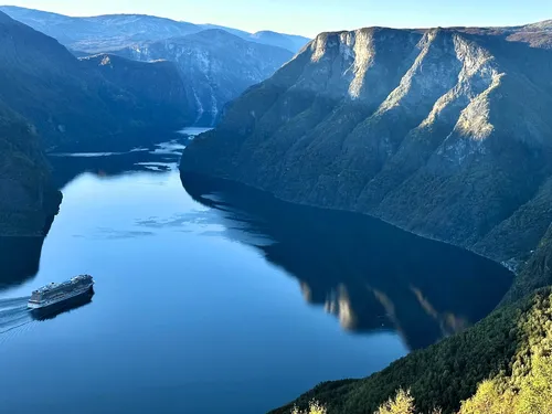 Aurland Naeroyfjord