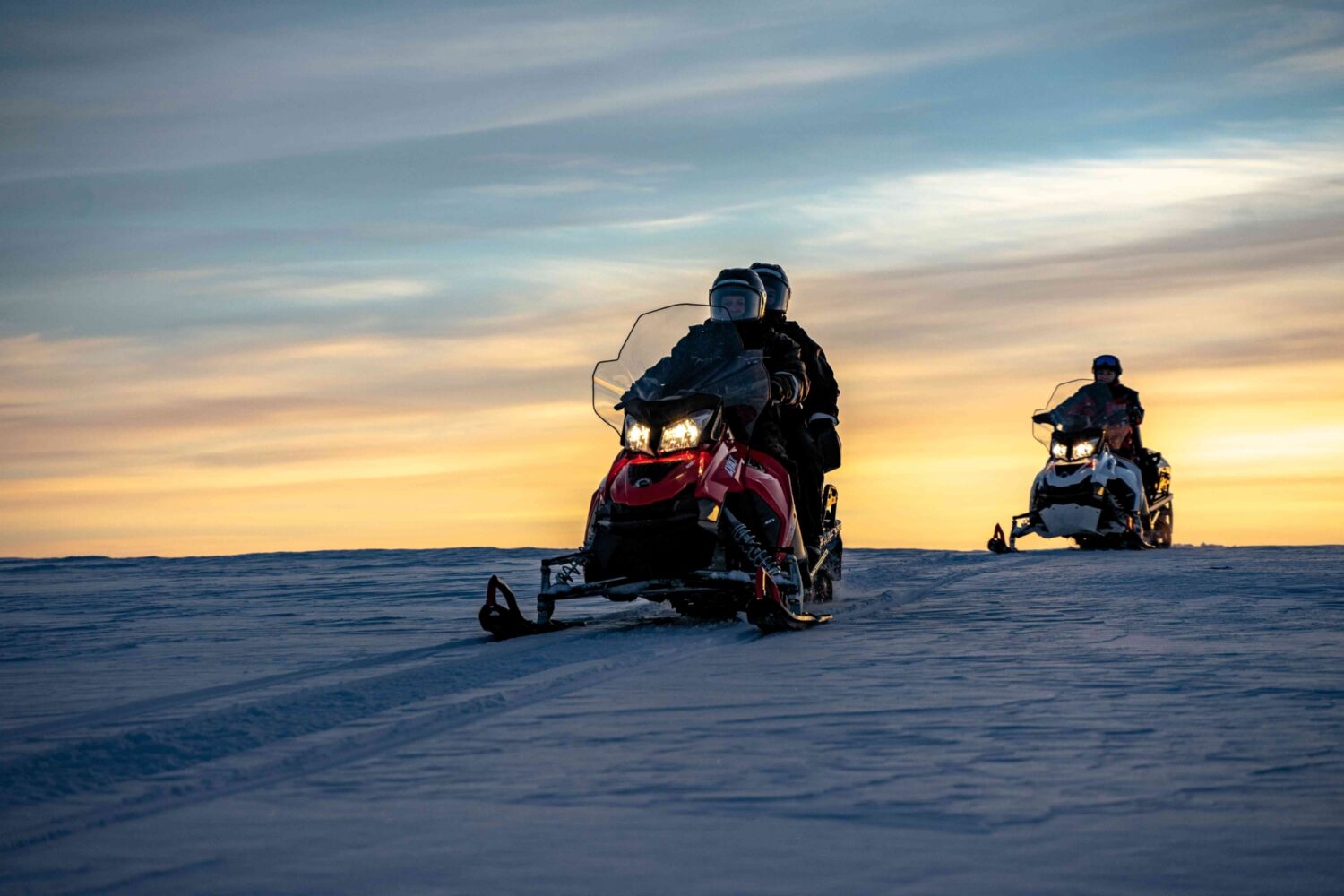 Arctic Light Snowmobile Sorrisniva 1