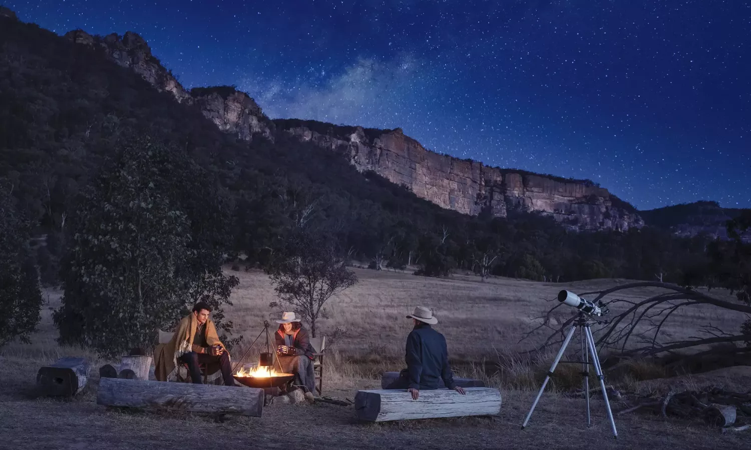 Emirates One Only Wolgan Valley Blue Mountains Stargazing Campfire