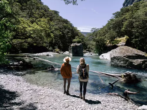 Routeburn Track Hike in Luxury RB17