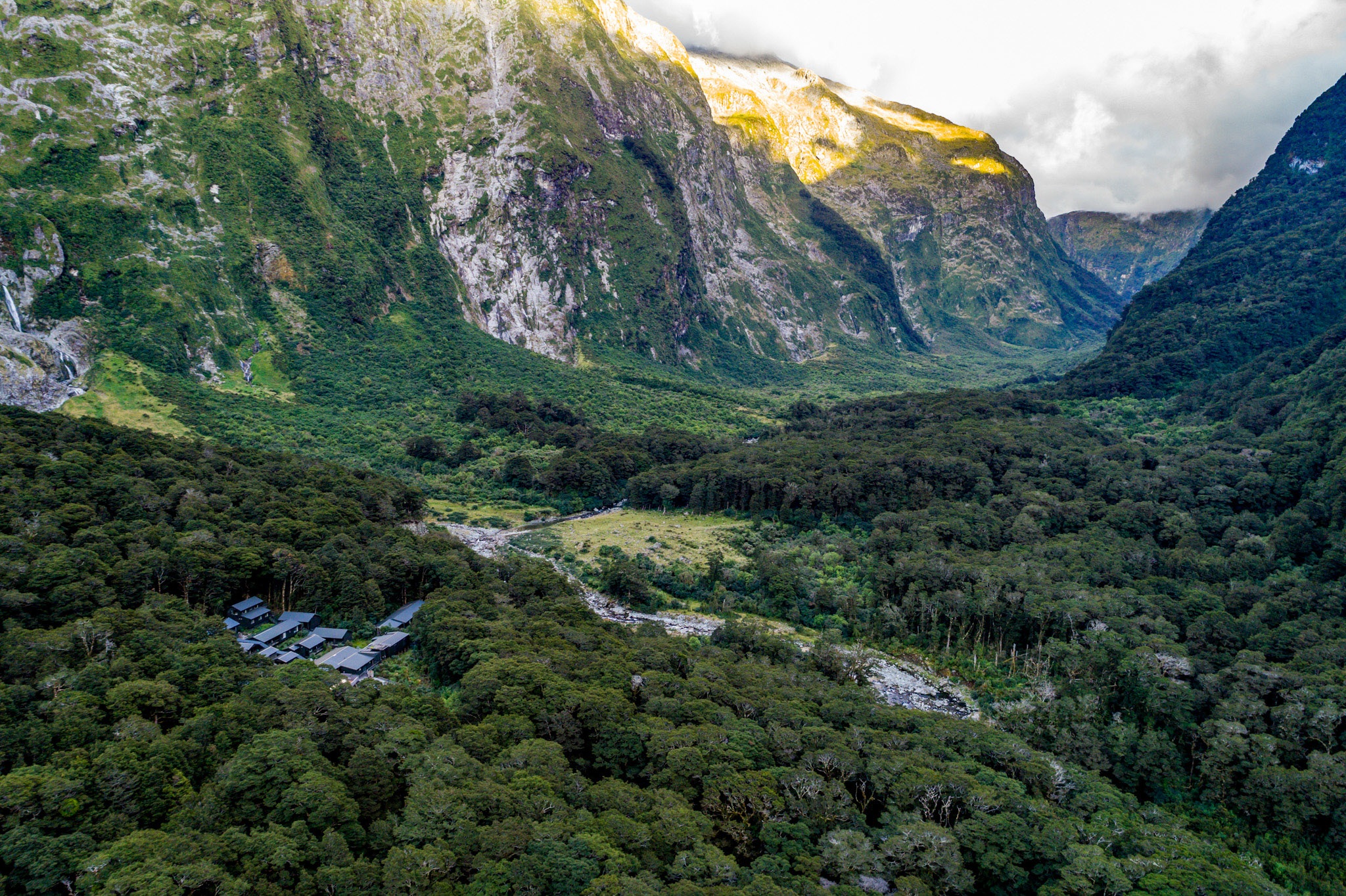 Milford Track - Best Luxury Hikes in Australia and New Zealand