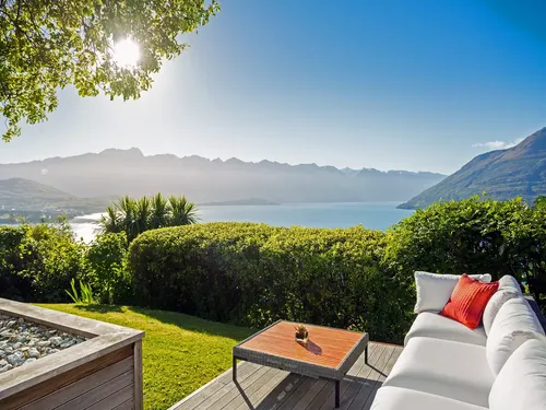 Azure Lodge, Queenstown