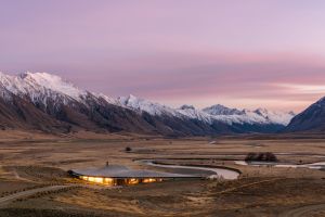 Luxury lodge accommodation on NZ journey, cr The Lindis Hotel Ahuriri Valley