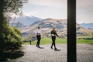 NZ journey, Wanaka luxury lodge accommodation, cr MAHU WHENUA HOMESTEAD