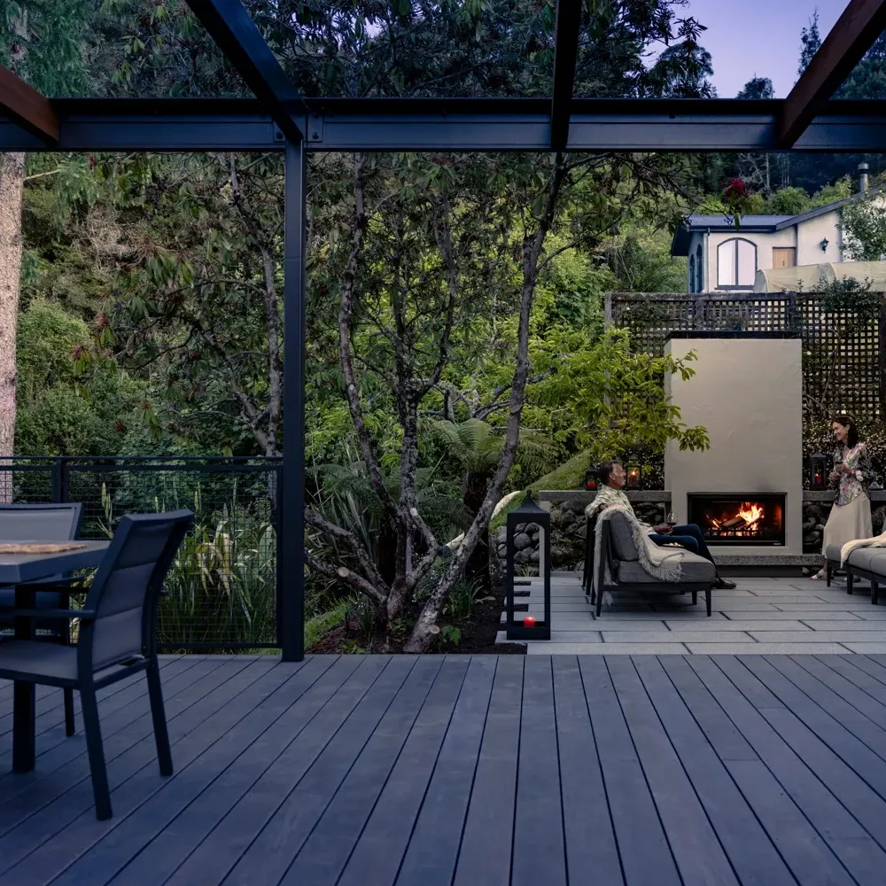 Motueka River Lodge Fire Pit 017
