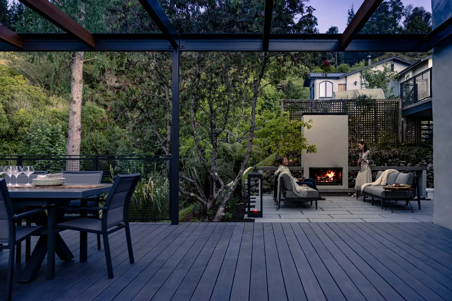 Motueka River Lodge Fire Pit 017