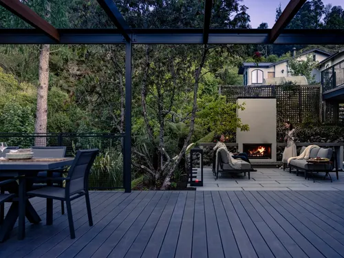 Motueka River Lodge Fire Pit 017