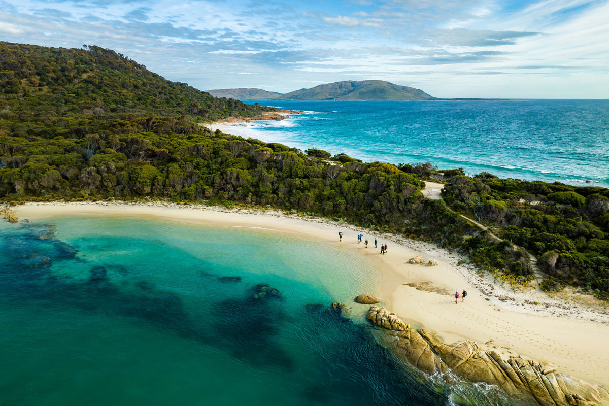 6 Day Flinders Island Walk Adventure in Comfort, Tasmania