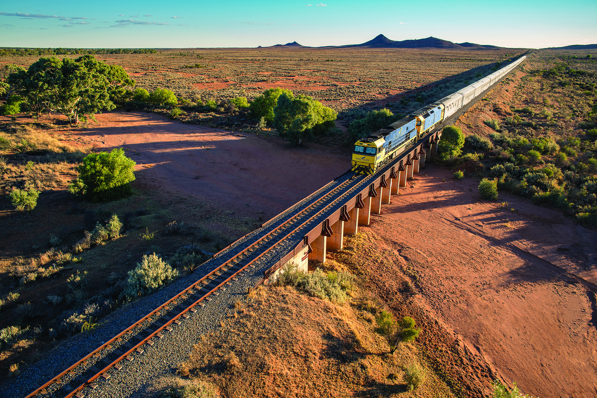 best luxury tours Western Australia - indian pacific journey