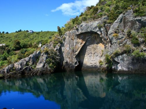 Lake Taupo cruise Maori Rock Carvings