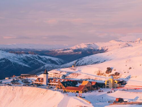 Wanaka skiing snowboarding Johan Lolos 60 resize